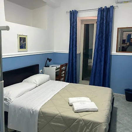 Del Conte Naples
