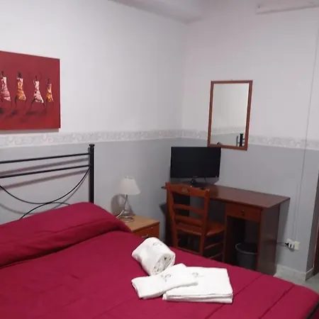 Del Conte Otel Napoli